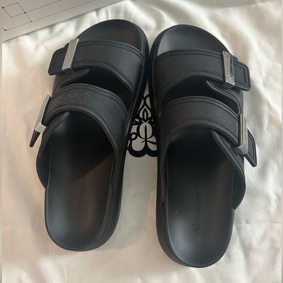 Alexander McQueen Oversized Slide Sandal (Women) 38 rubber black - Picture 9 of 11